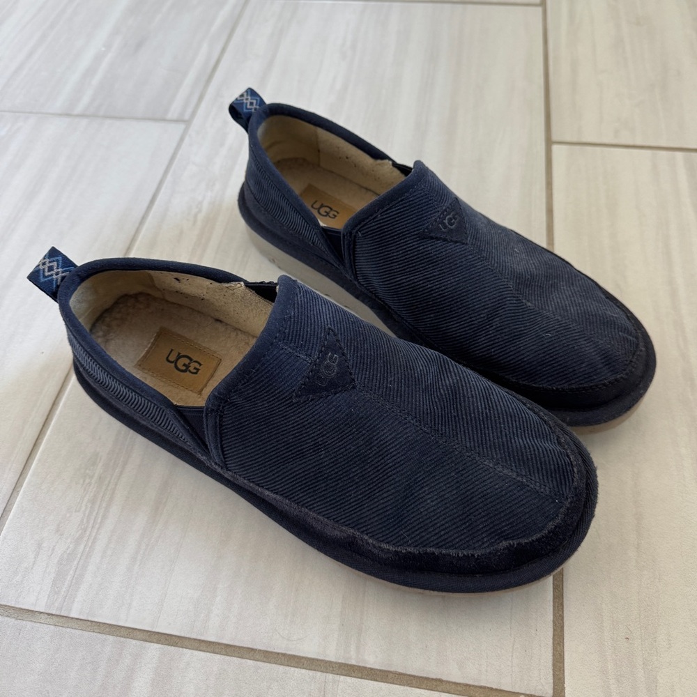 Men’s UGG slippers
